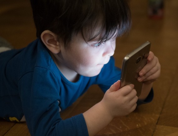 Track Your Child with these Apps and Devices