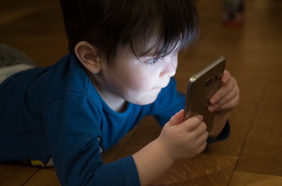 Track Your Child with these Apps and Devices