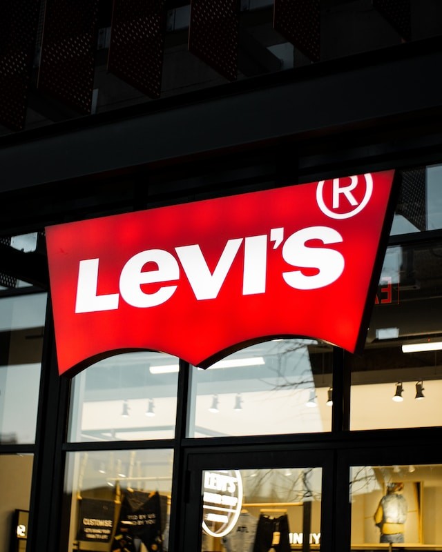 Levi's CEO Chip Bergh Announces to Depart in January, Successor from ...