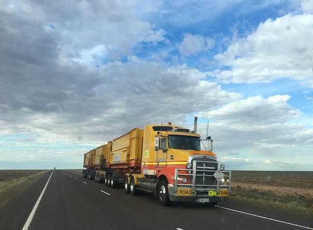 Yellow Trucking Service