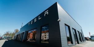 Tesla Implements Broad Restructuring, Cuts Another 14% of Workforce, Affecting 285 Employees in Buffalo Factory