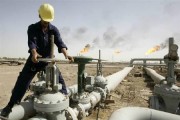 Iraq's biggest oil refinery shut down, foreign staff evacuated