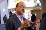 Ralph de la Vega, AT&T Vice Chairman, and CEO AT&T Business Solutions at CNBC Events